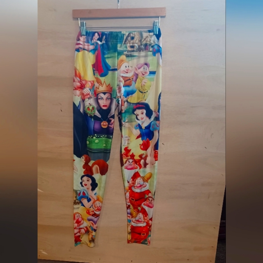 Women's leggings snow white